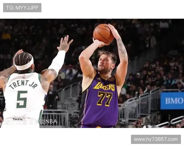 东契奇开季两战轰下92分再爆49分刷新湖人生涯单场最高得分纪录 东契奇开季两战轰下92分再爆49分刷新湖人生涯单场最高得分纪录